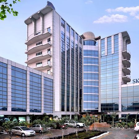 Skycity Hotel Gurgaon Exterior photo